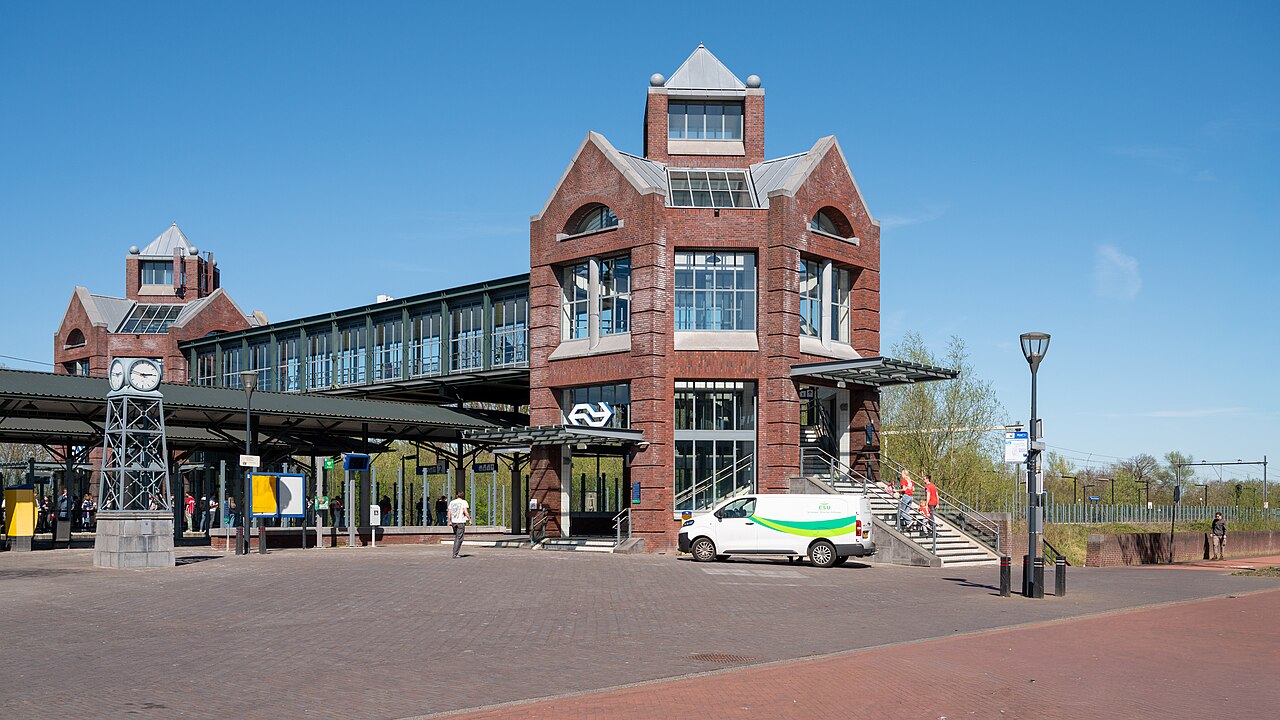 Station Helmond Brandevoort