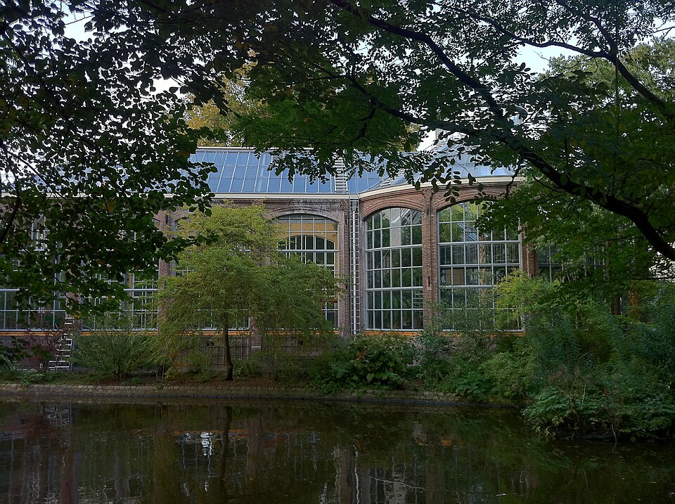 J.W. van Overloopplantsoen