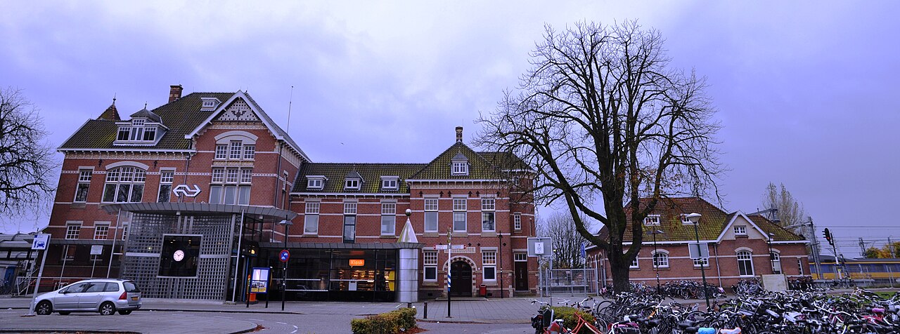Station Woerden