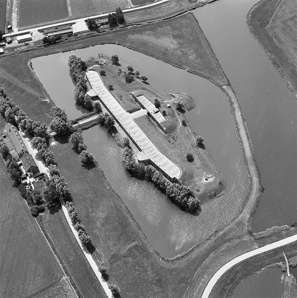 Fort aan de St. Aagtendijk